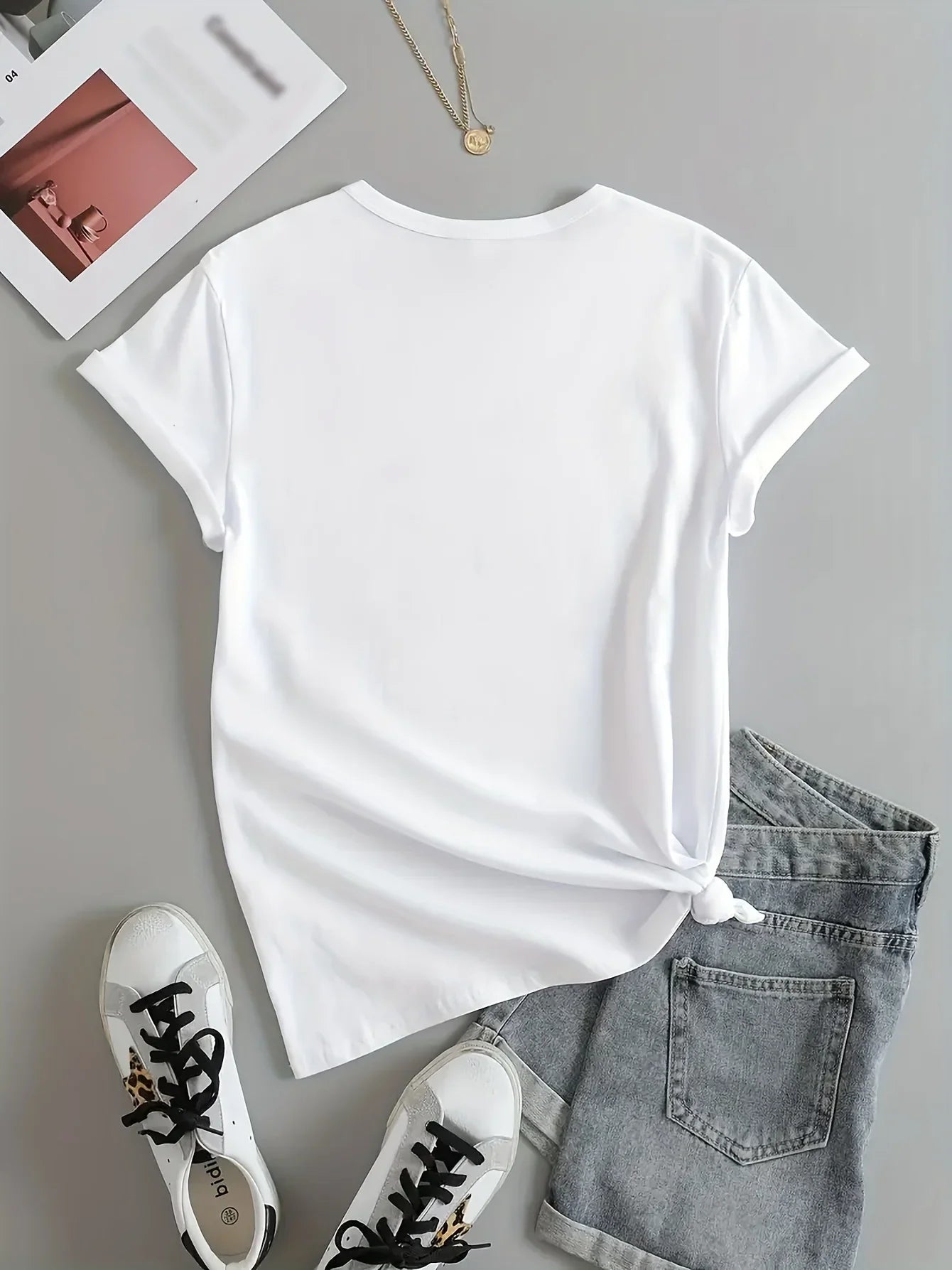 ガールスタイル・テディTシャツ – キュートでクール!
